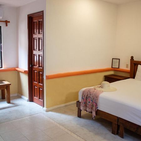 Hotel Vista Caribe 5Ta Av A 5 Pasos De La Playa Playa del Carmen Eksteriør billede