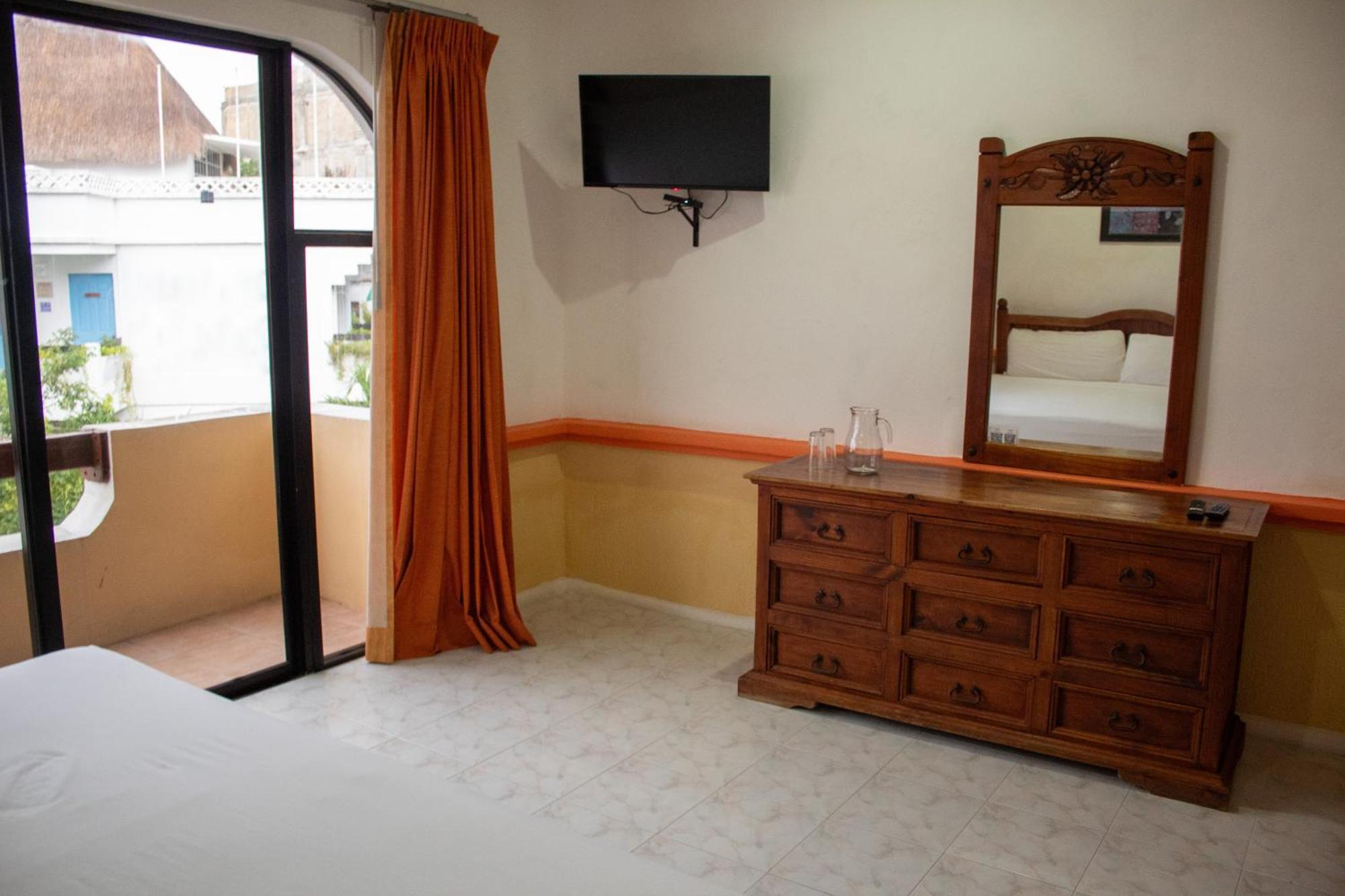 Hotel Vista Caribe 5Ta Av A 5 Pasos De La Playa Playa del Carmen Eksteriør billede