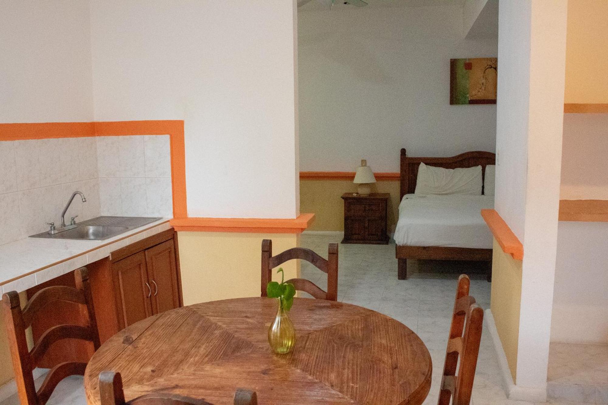 Hotel Vista Caribe 5Ta Av A 5 Pasos De La Playa Playa del Carmen Eksteriør billede