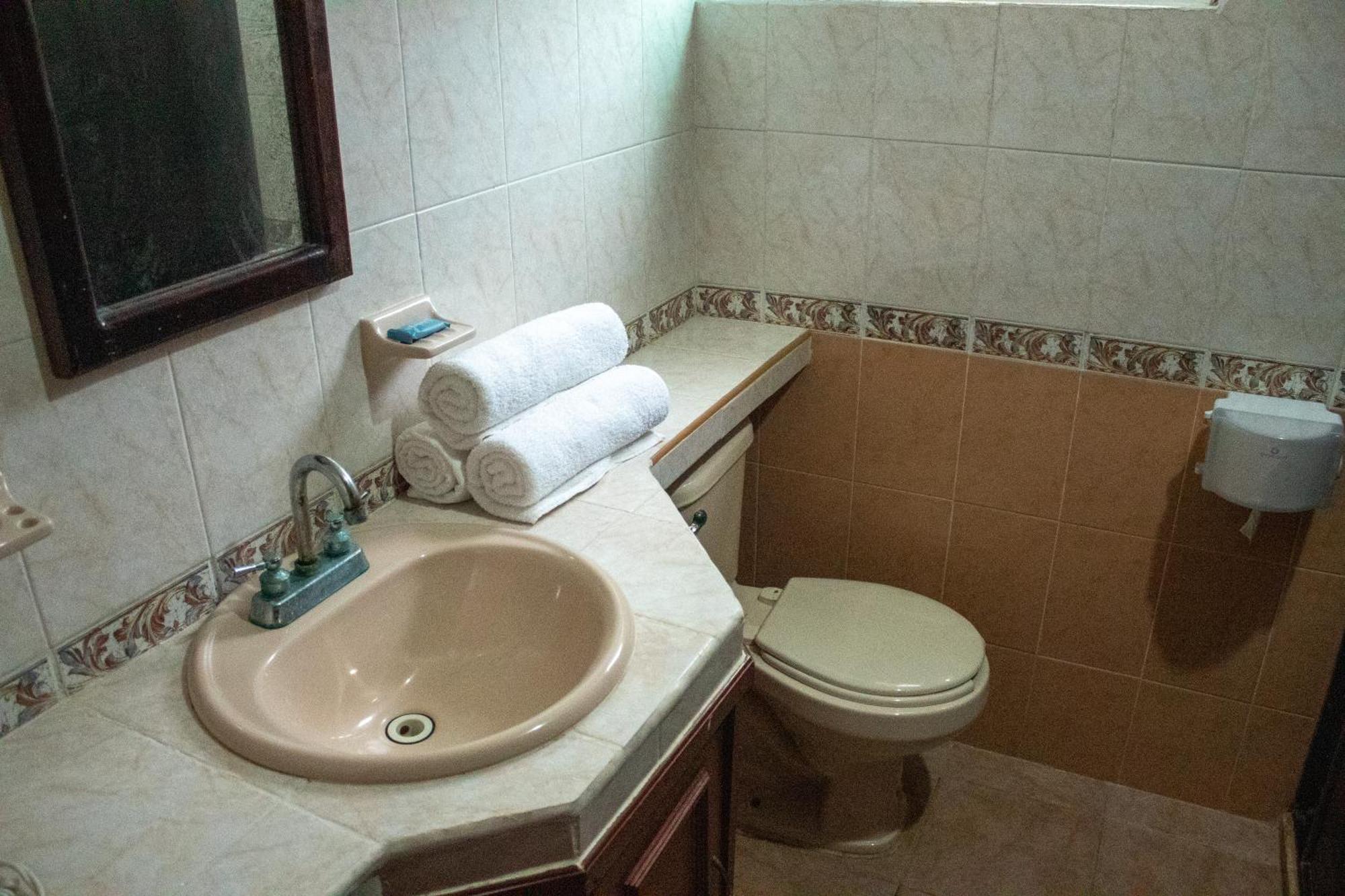 Hotel Vista Caribe 5Ta Av A 5 Pasos De La Playa Playa del Carmen Eksteriør billede