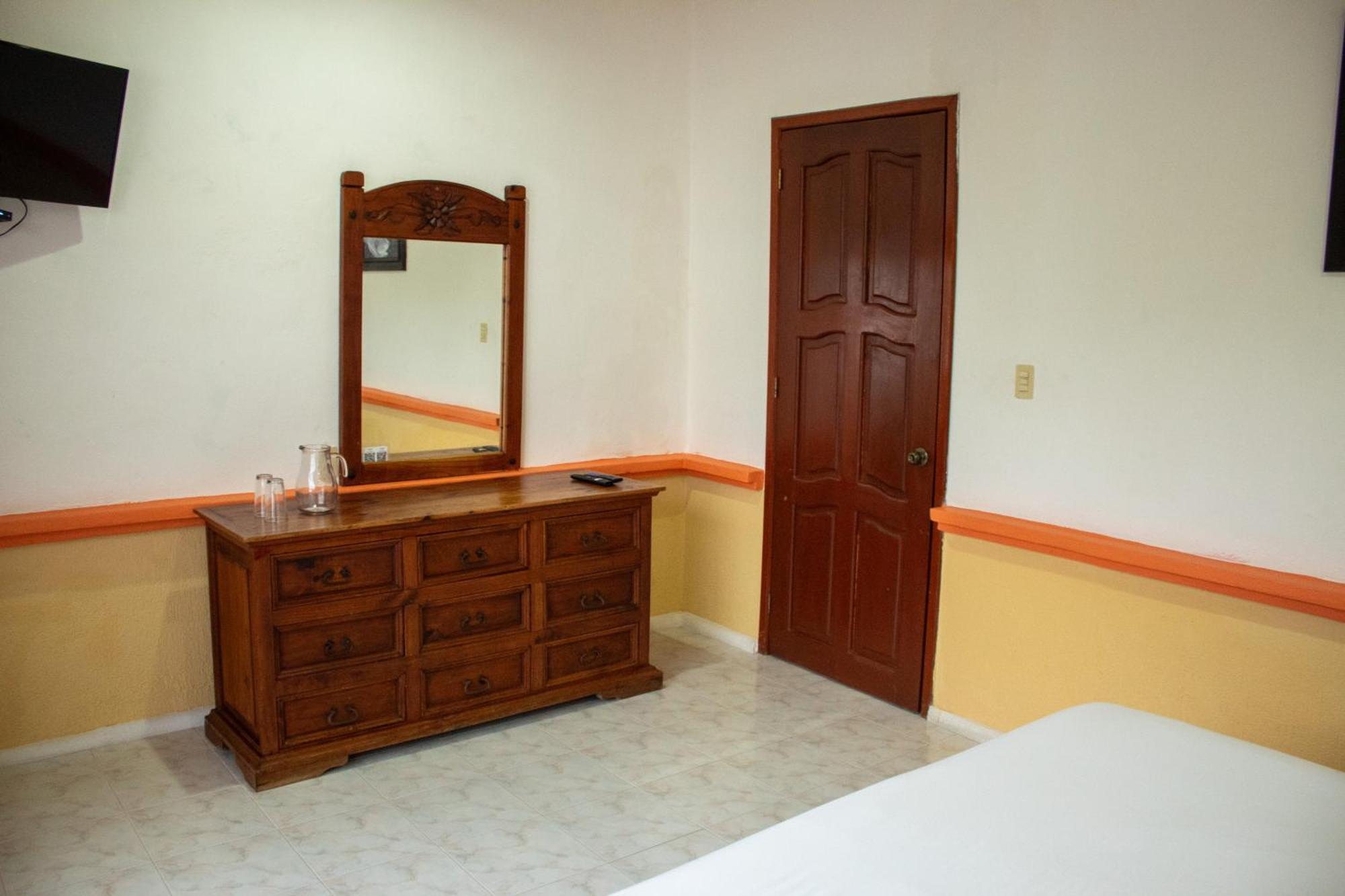 Hotel Vista Caribe 5Ta Av A 5 Pasos De La Playa Playa del Carmen Eksteriør billede