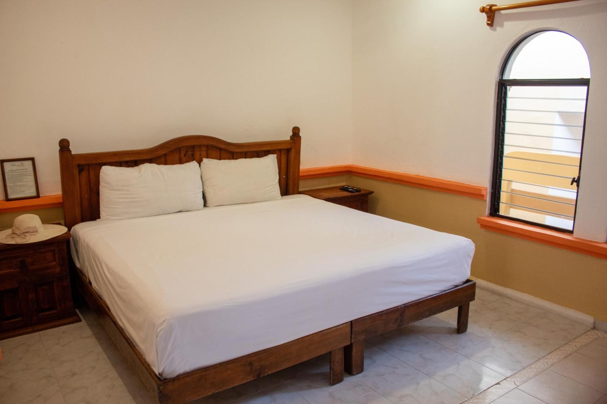 Hotel Vista Caribe 5Ta Av A 5 Pasos De La Playa Playa del Carmen Eksteriør billede