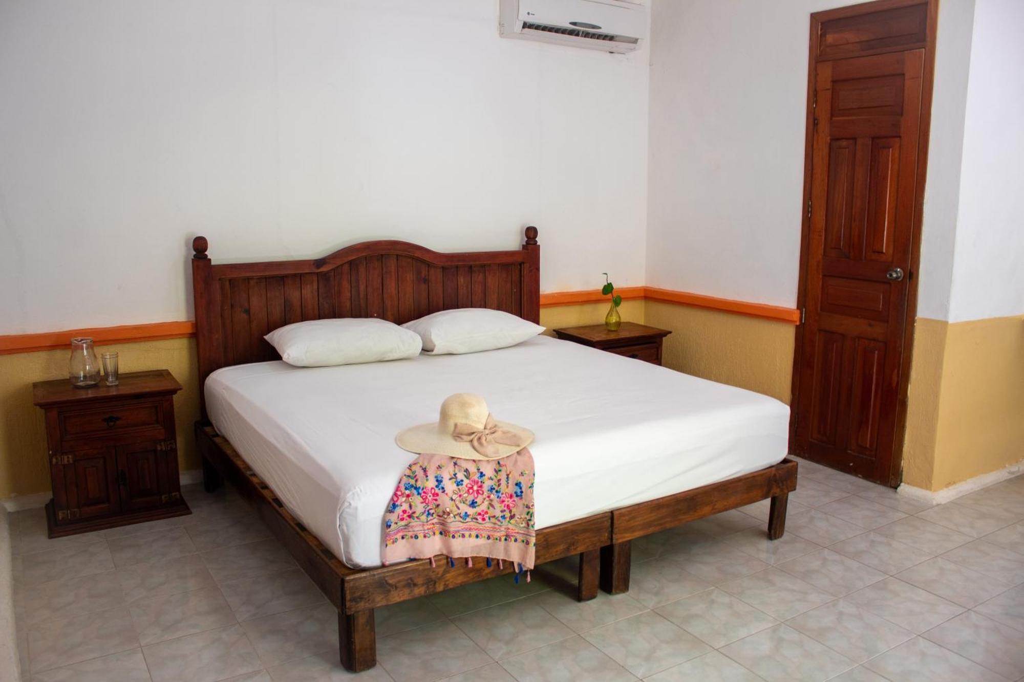 Hotel Vista Caribe 5Ta Av A 5 Pasos De La Playa Playa del Carmen Eksteriør billede