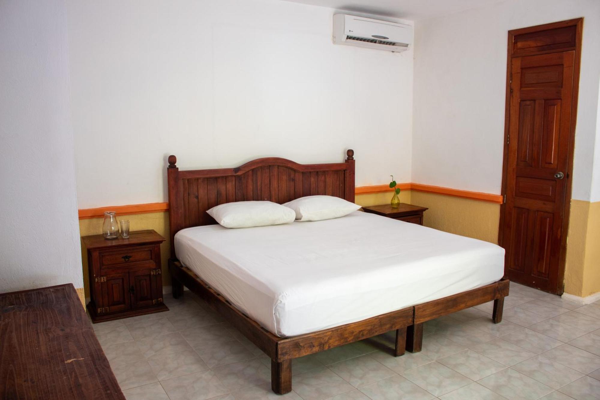 Hotel Vista Caribe 5Ta Av A 5 Pasos De La Playa Playa del Carmen Eksteriør billede