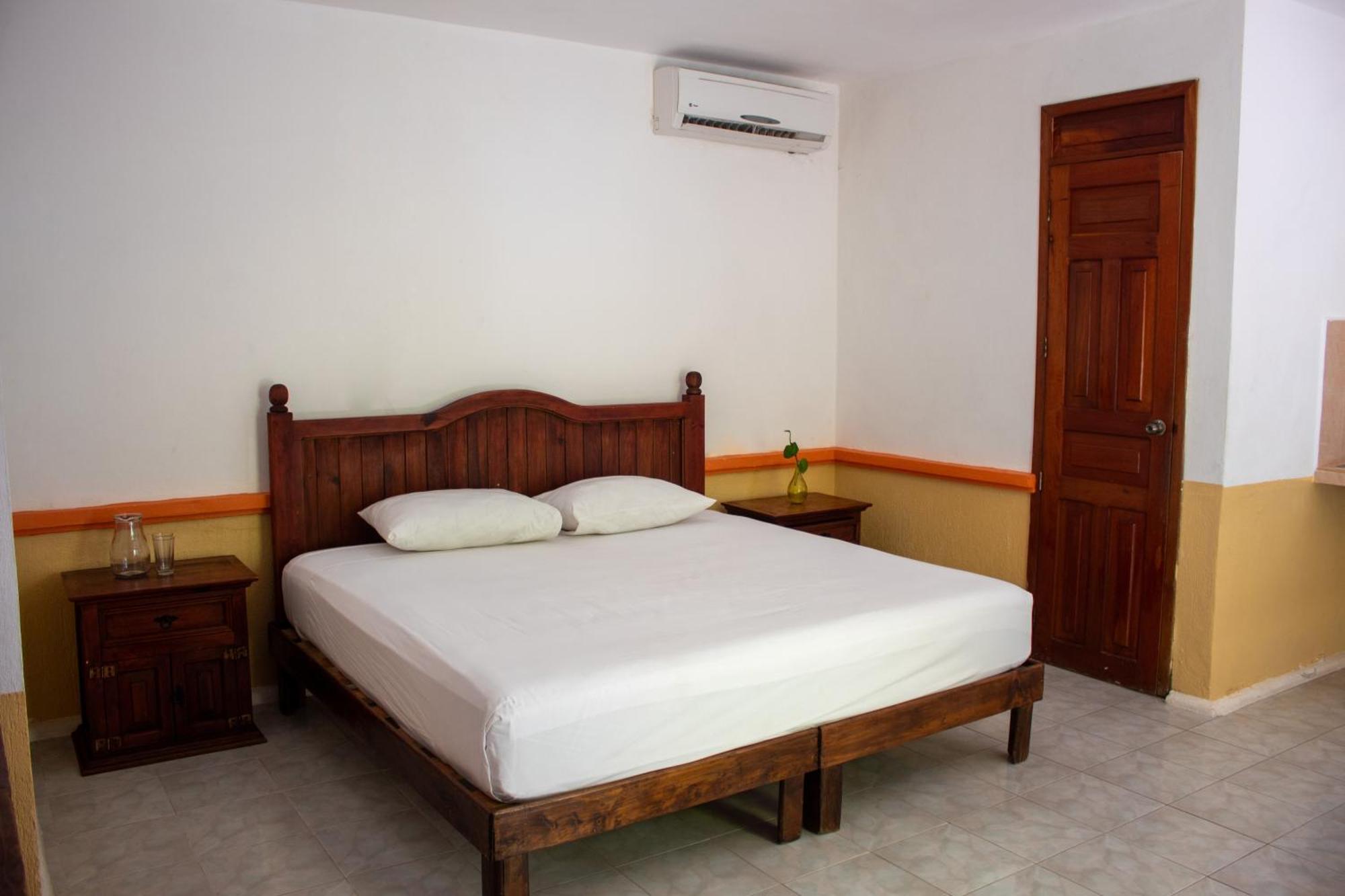Hotel Vista Caribe 5Ta Av A 5 Pasos De La Playa Playa del Carmen Eksteriør billede