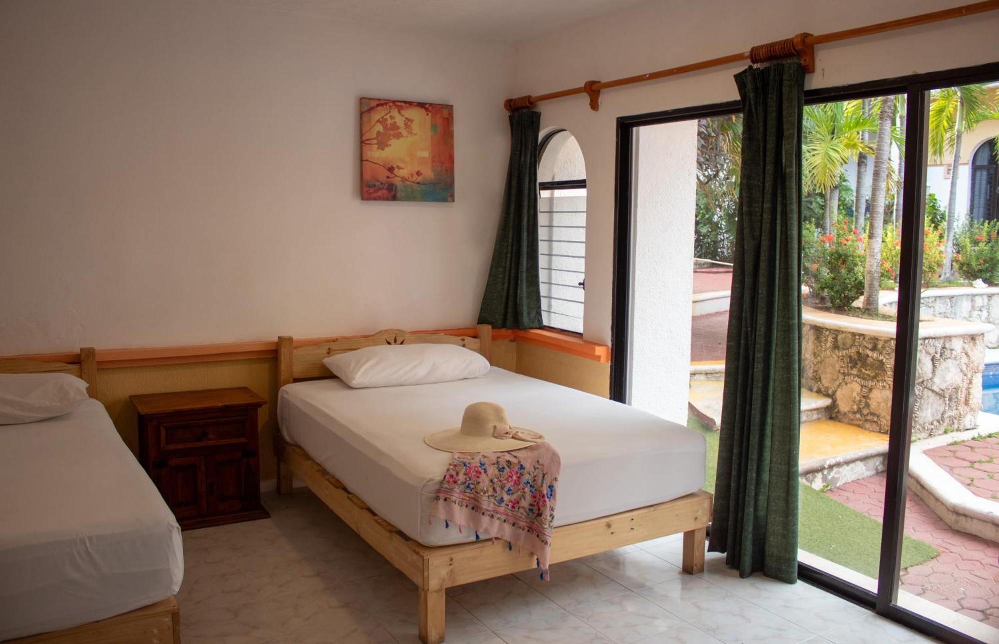 Hotel Vista Caribe 5Ta Av A 5 Pasos De La Playa Playa del Carmen Eksteriør billede