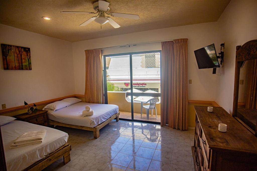 Hotel Vista Caribe 5Ta Av A 5 Pasos De La Playa Playa del Carmen Eksteriør billede